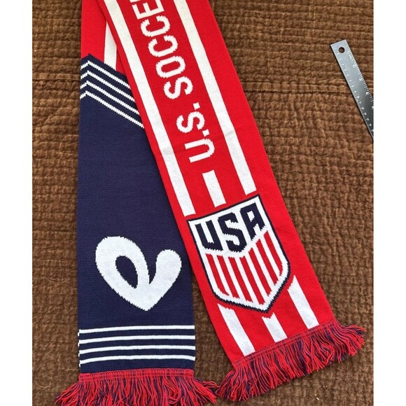 US Soccer One Size Red White Blue Collectible National Team Soccer Scarf RWB - Picture 1 of 4